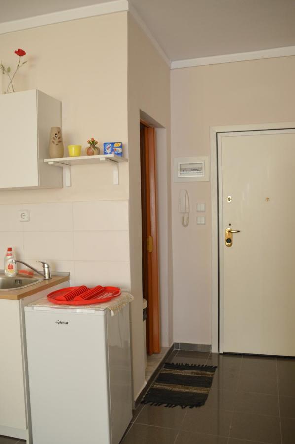 Eleni-Apartments Tesalonika Bagian luar foto